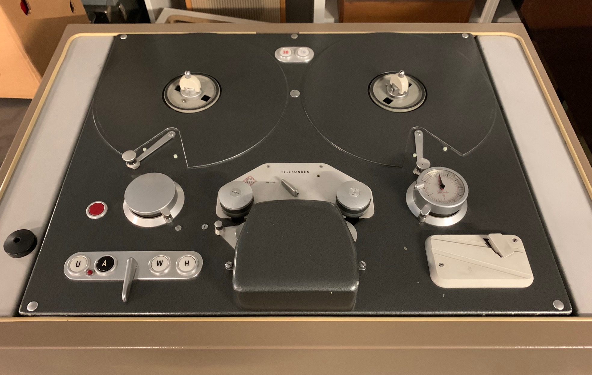 Studer A807 1