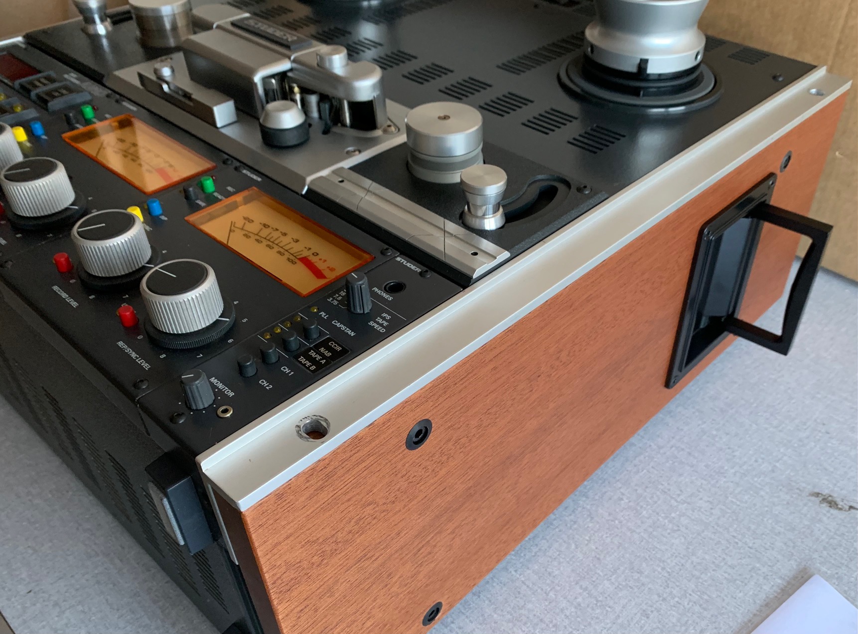 250228 B 62   06