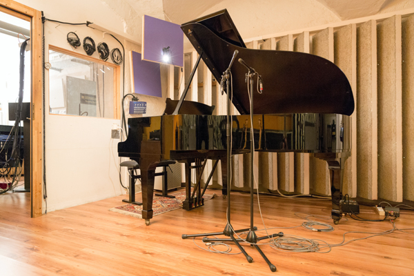 Studio 5